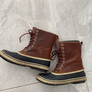 Sorel women's boots size 10